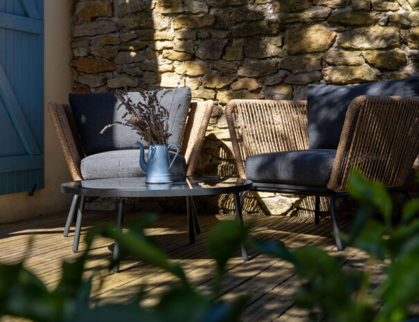 Limoux_Outdoor seating (1)