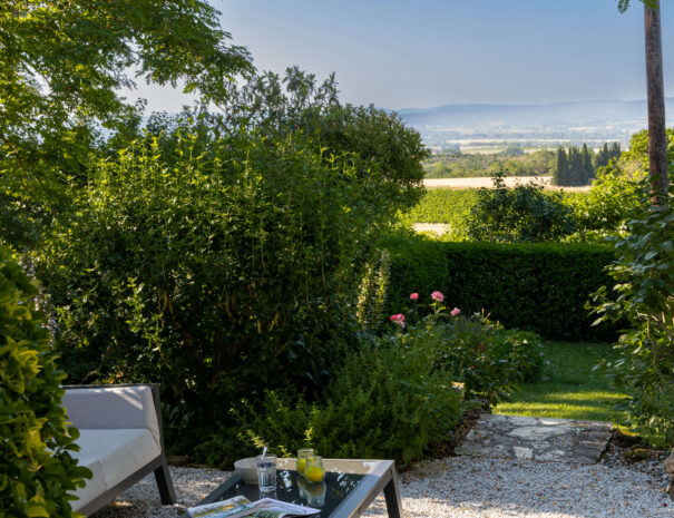 Lounge area of Gîte Malapere with a great view on the valley of Carcassonne.