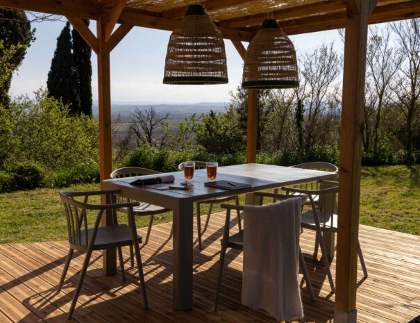 Malepere - Haut - Exterior - Dining area