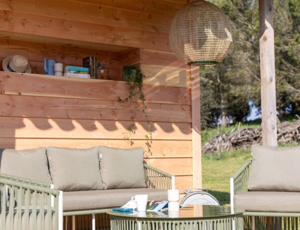 Malepere - Haut - Exterior - Lounge area-corner view